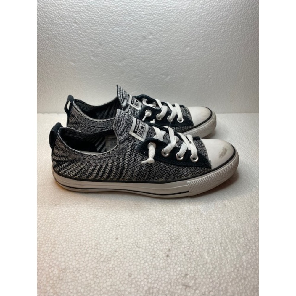 Converse Womens Size 7.5 - Picture 4 of 5